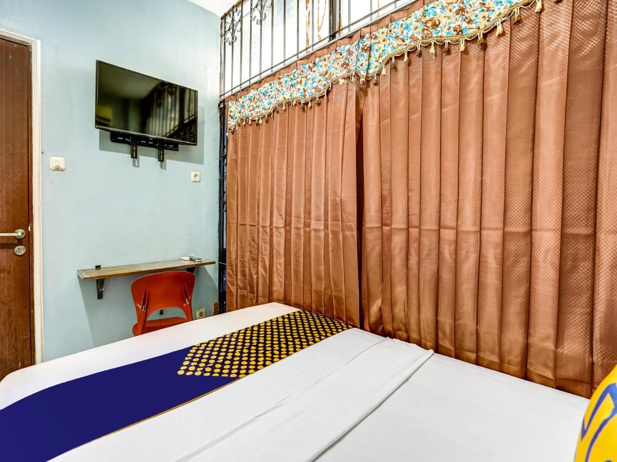 Hotel Spot On 90147 Gosepa Ambengan Plaza Surabaja Exteriér fotografie