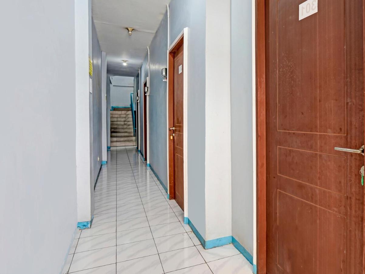 Hotel Spot On 90147 Gosepa Ambengan Plaza Surabaja Exteriér fotografie