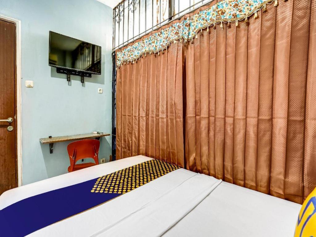 Hotel Spot On 90147 Gosepa Ambengan Plaza Surabaja Exteriér fotografie